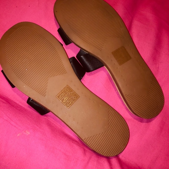 Steve Madden Sandals - Picture 2 of 2